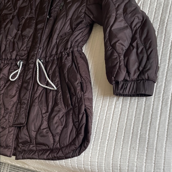 VARLEY Quilted Hooded Jacket - Picture 6 of 15